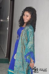 Vishnu Priya at Pyaar Mein Padipoyane Movie Success Meet